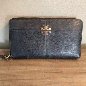 Tory Burch zip wallet - black